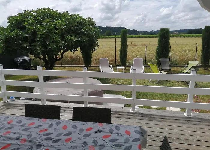 Prázdninový dům La Riviere Pujols (Gironde)