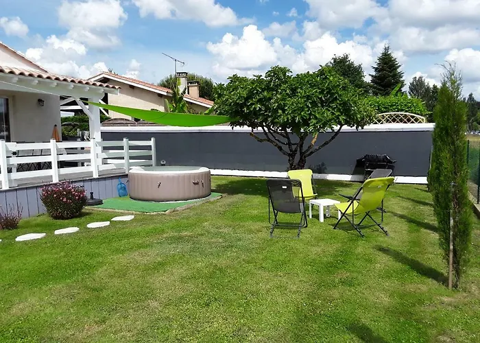 La Riviere Prázdninový dům Pujols (Gironde)